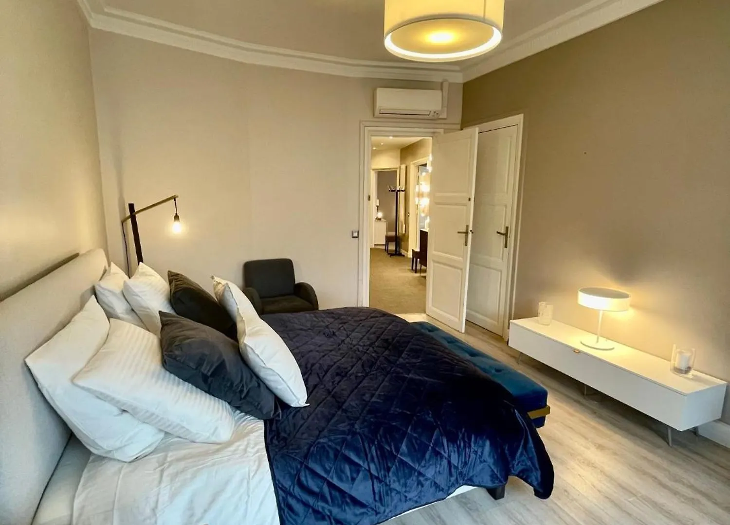 Chambre Dans Appartement Luxueux Paris 0*,  France